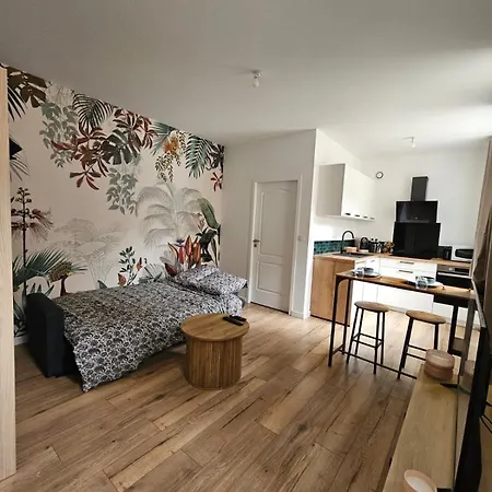 L'authentique, 1 *